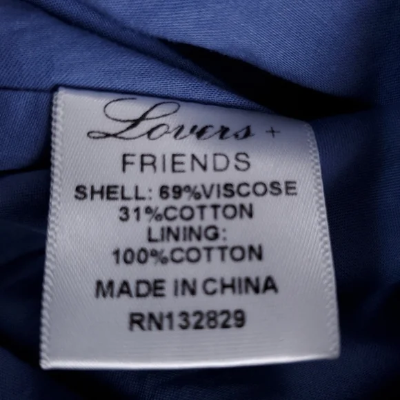 New Lovers + Friends  Viscose Chambray Blue Belted Wrap Dress Size M - Picture 13 of 13